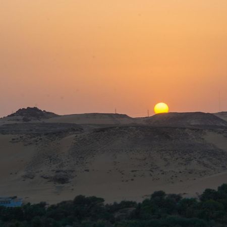 Aswan Nile Palace ภายนอก รูปภาพ