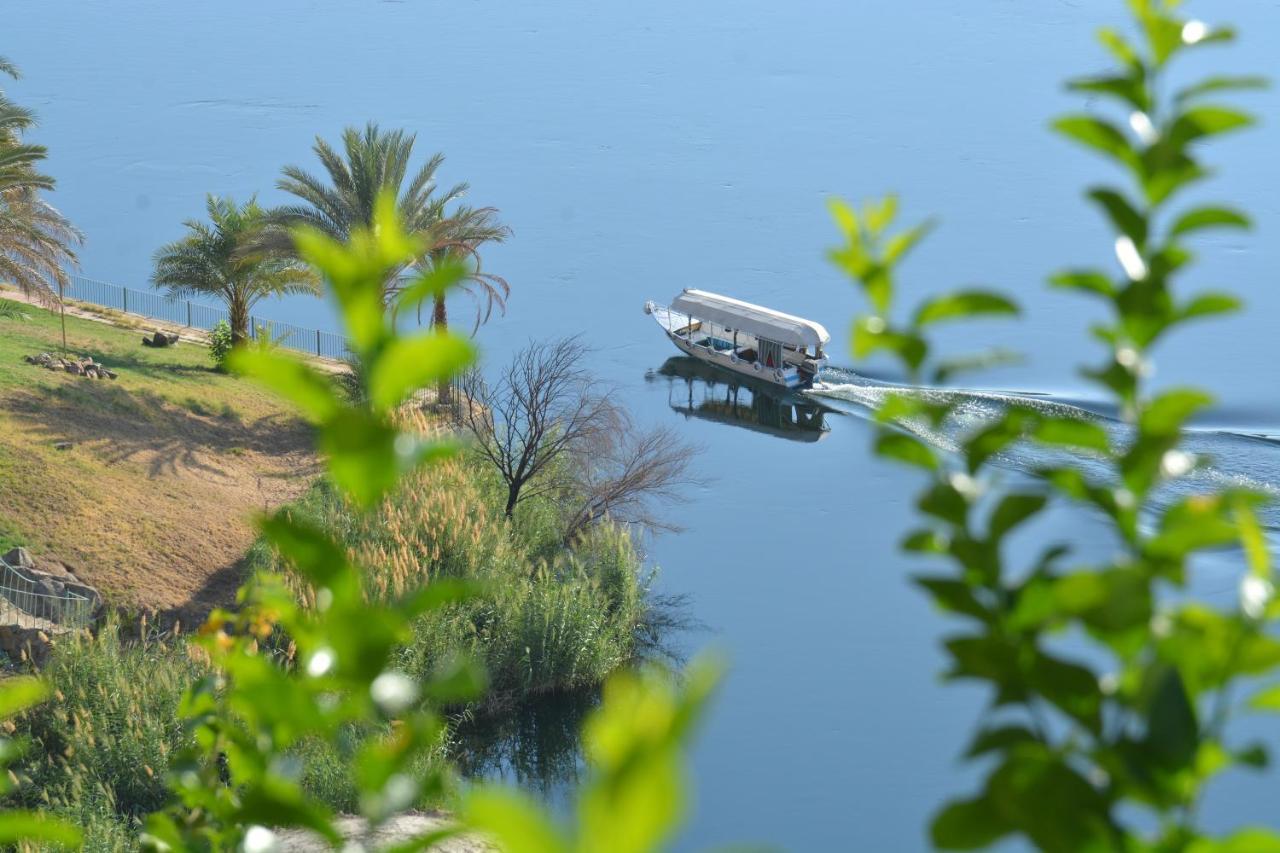 Aswan Nile Palace ภายนอก รูปภาพ