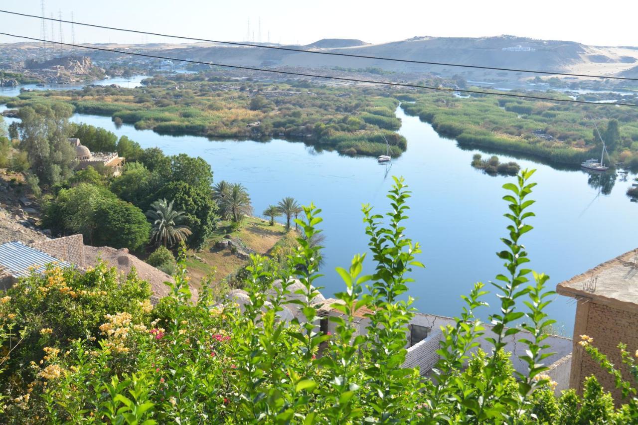 Aswan Nile Palace ภายนอก รูปภาพ