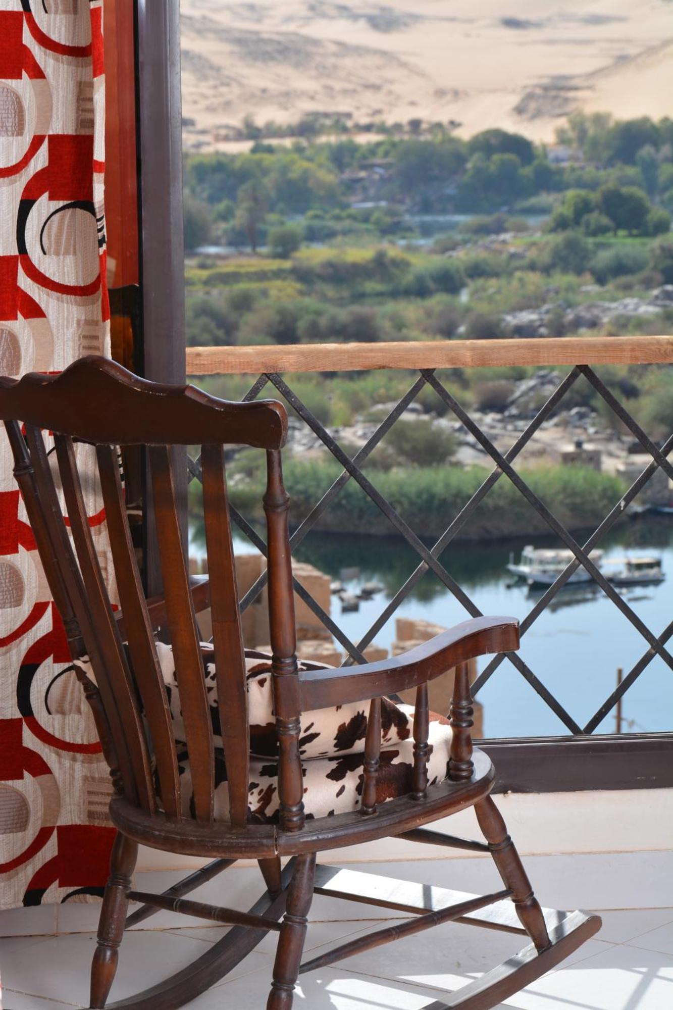 Aswan Nile Palace ภายนอก รูปภาพ