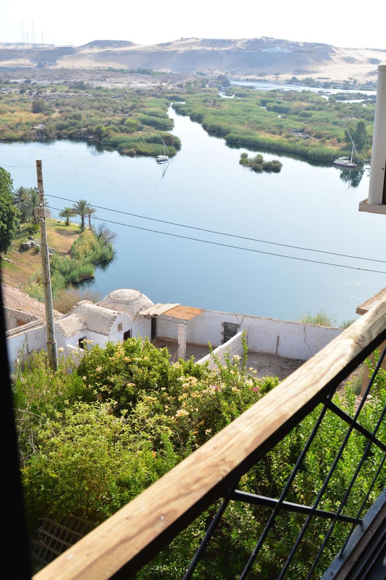 Aswan Nile Palace ภายนอก รูปภาพ