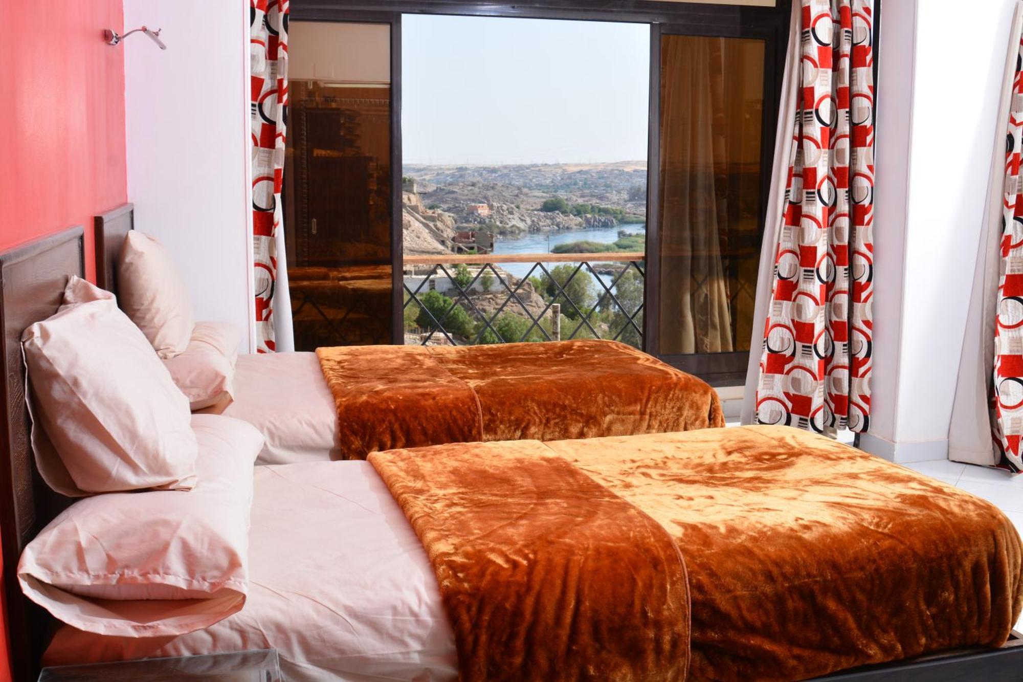 Aswan Nile Palace ภายนอก รูปภาพ